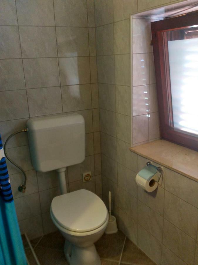 Apartmani Tonica Sukošan Eksteriør billede