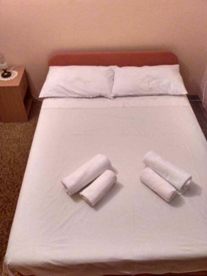 Apartmani Tonica Sukošan Eksteriør billede