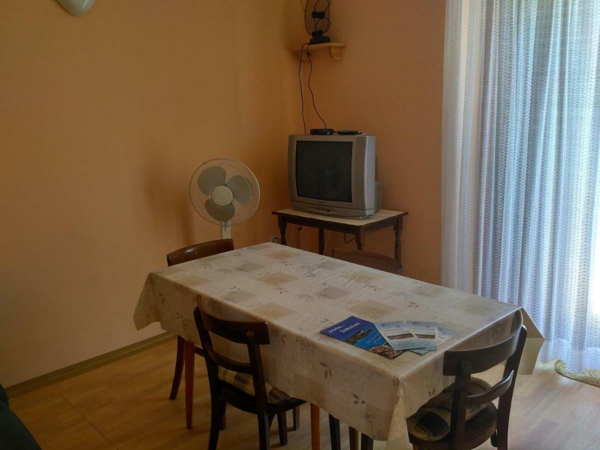 Apartmani Tonica Sukošan Eksteriør billede